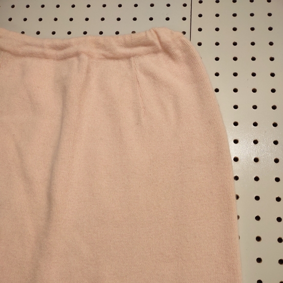 Vintage Light Pink Cashmere Midi Skirt, Size Small - Picture 2 of 7